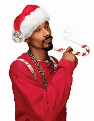 Community: 10 Reasons Snoop Dogg Is A Better Friend Than You Snoop Dog Christmas, Snoop Dogg Christmas, Playlist Covers Photos, Dog Xmas, Snoop Dog, Hip Hop Art, Puff And Pass, Snoop Dogg, Greatest Hits