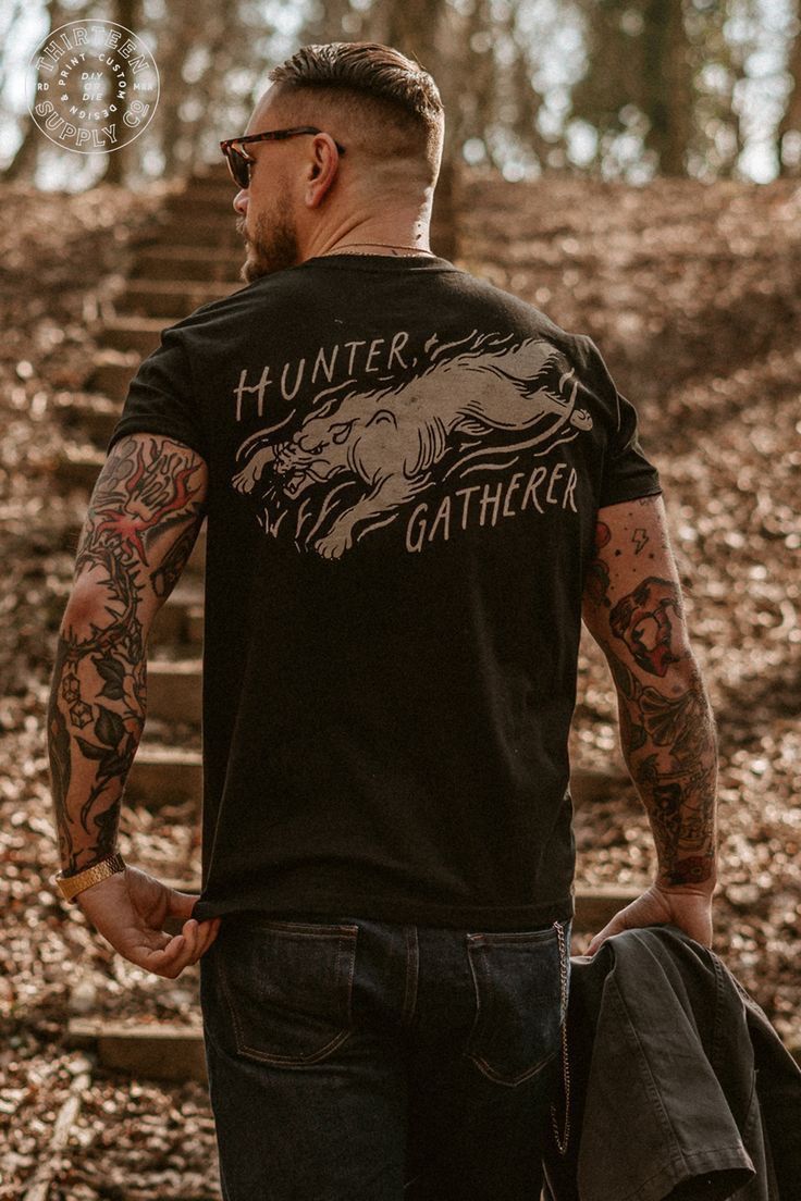 Design Jersey, Hunter Gatherer, Christmas T Shirt Design, Boss Life, Casual Clothes, Alternative Outfits, Clothes Ideas, Body Tattoos, Apparel Design