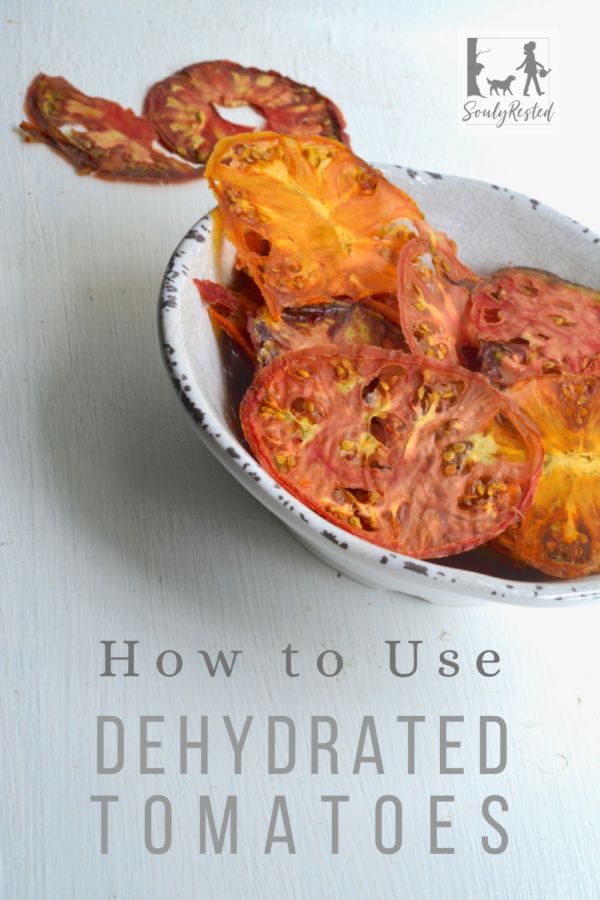 how to use dehydrated tomatoes in the kitchen or on the table?