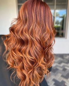 Ginger Hair With Orange Highlights, Dark Orange Hair With Highlights, Cooper Hair With Highlights Colour, Ginger Hair With Dimension, Ginger Hair With Dark Highlights, Copper Hair With Dimension, Bright Copper Hair With Highlights, Blonde And Red Balayage, Ginger Hair With Lowlights