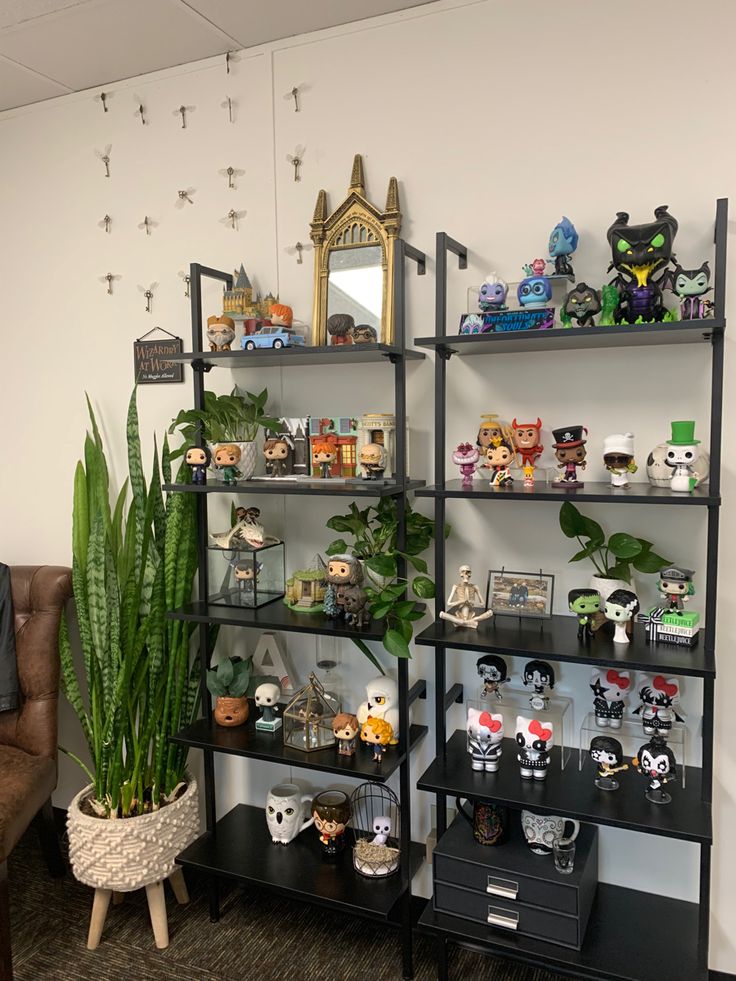 funko pop collectibles toy display office display Collectables Display Room, Wall Collection Display, Toy Collector Room Ideas, Funko Wall Display, Action Figure Room Ideas, Vinyl Figure Display, Display Figurine Collection, Shelf For Collectables Display, Funk Pop Display Ideas