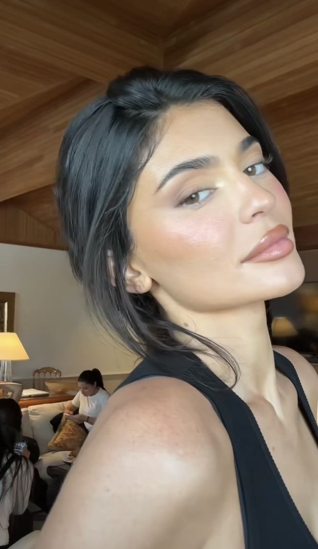 Kylie Jenner Height, Kylie Jenner Face, Kylie Jenner Makeup Look, Kylie Jenner Icons, Kily Jenner, Kylie Jenner Hair, Fresh Face Makeup, Kylie Jenner Pictures, Estilo Kylie Jenner