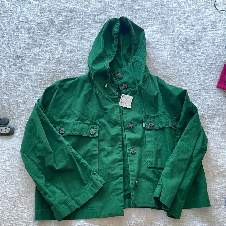 *Nwt* Zara Hooded Jacket - Oxford Green (Size M) *Original Price Cut Off As I Received This As A Gift *Oversized Fit - Fits More Like A L Or Smaller End Of Xl Spring Hoodie With Detachable Hood For Outdoor Activities, Spring Hoodie For Outdoor Activities With Detachable Hood, Spring Outdoor Activities Hoodie With Detachable Hood, Urban Green Outerwear With Adjustable Hood, Spring Cotton Utility Hooded Jacket, Green Urban Outerwear With Adjustable Hood, Zara Hooded Jacket With Pockets For Fall, Green Utility Jacket With Detachable Hood, Spring Urban Hooded Outerwear