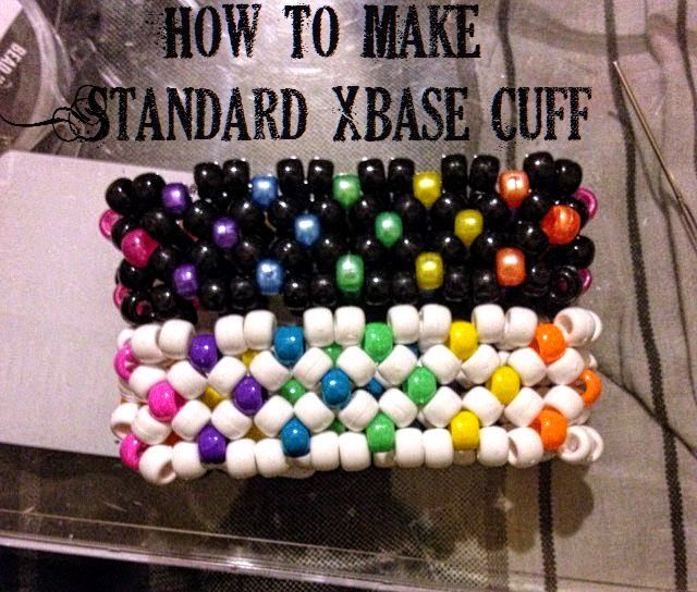 there are many different colored beads on the table with text overlay that says, how to make standard x base cuff