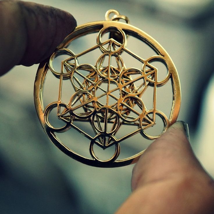 Metatron's Cube Gold Metatron Cube, Sacred Geometry Jewelry, Sacred Jewelry, Archangel Metatron, Yoga Studio Design, Metatron's Cube, Sacred Geometry Symbols, Platonic Solid, Metatrons Cube