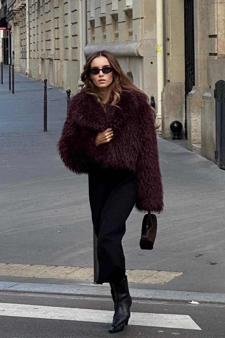 Mongolian Fur Coat Outfit, Brown Fur Outfit, Burgundy Fur Coat Outfit, Brown Fur Jacket Outfit, Fur Reference, Brown Fur Coat Outfit, Paris Winter Outfit, Burgundy Fur Coat, Gucci Slingback