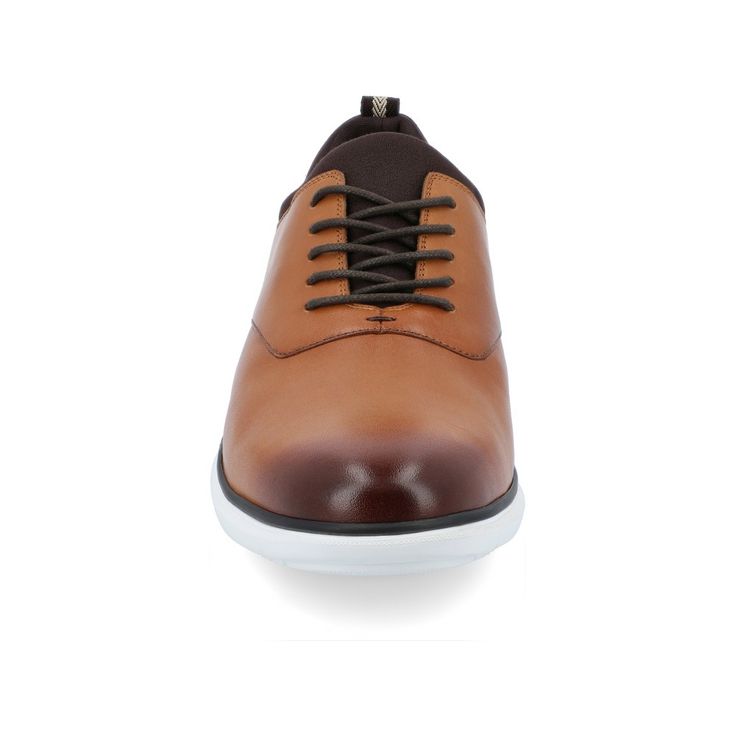 Find the perfect balance between casual and dressy with the Hyde derby by Thomas & Vine. This genuine leather style features a classic lace-up closure and a sporty ExtraLight� outsole for a modern touch. A cushioned collar and 6 mm Tru Comfort Foam� insole finish the design for all-day support. Classic Summer Plain Toe Oxfords, Classic Plain Toe Oxfords For Summer, Classic Summer Oxfords With Plain Toe, Casual Summer Wingtip Lace-up Shoes, Casual Summer Oxfords For Workwear, Casual Spring Oxfords With Cushioned Footbed, Classic Summer Oxfords, Casual Summer Wingtip Oxfords, Classic Plain Toe Dress Shoes For Summer