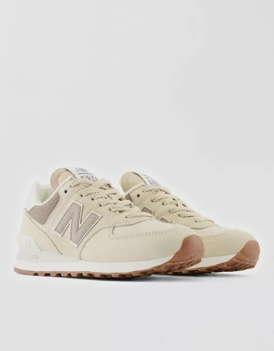 New Balance 574 Sneaker New Balance Style, Cute Sneakers, New Balance 574, New Balance Women, Swag Shoes, Fashion Sandals, New Balance Shoes, Dream Shoes, Trendy Shoes