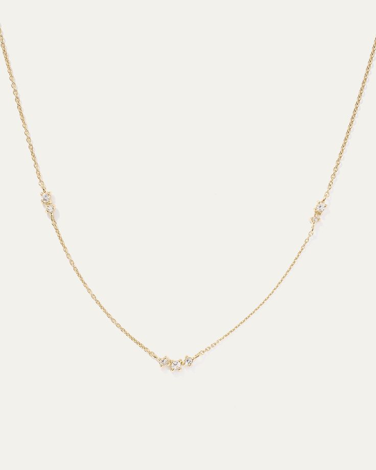 White Sapphire Tri-Station Necklace Gold Stacking Necklace, Wedding Day Jewelry Brides Necklace, 14k Gold Flower Necklace, Dainty Wedding Jewelry, Formal Jewelry Ideas, Gold Necklace Set Simple, Gold Simple Necklace, Jewelry Set Simple, Quince Party