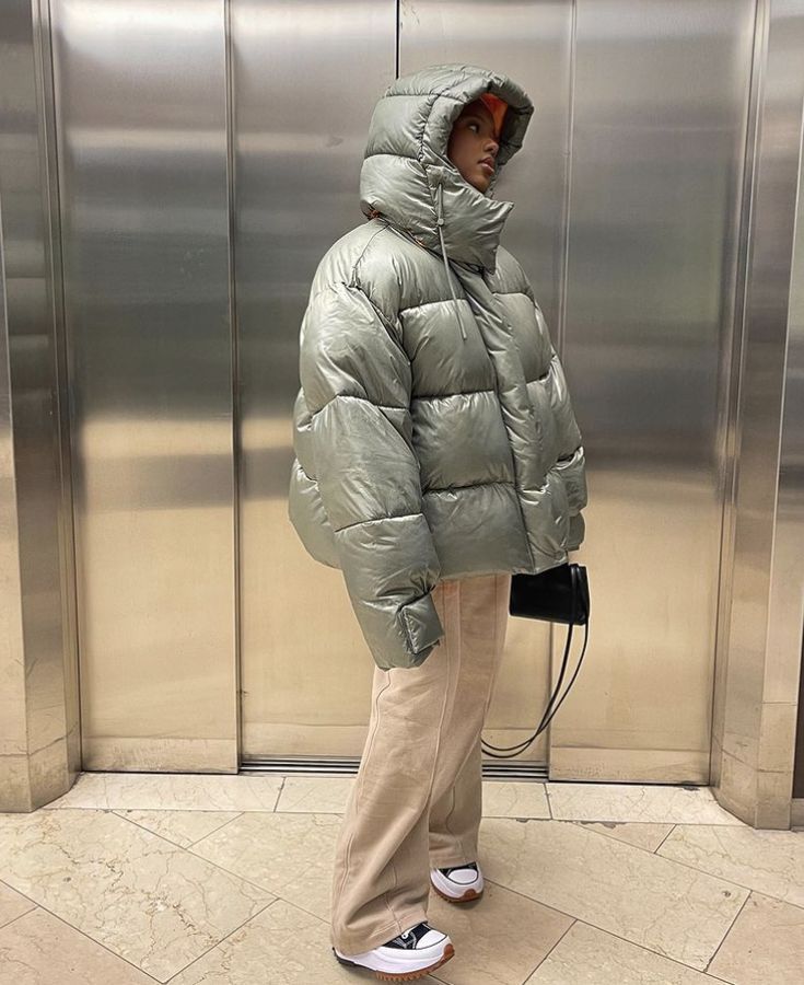 tadiorx Big Puffer Jacket Outfit, Oversized Puffer Jacket Outfit, Winter Puffer Jacket Outfits, Puffer Outfit, Oversized Puffer Coat, Oversize Outfit, Drip Fits, Puffer Jacket Outfit, Oversized Puffer Jacket