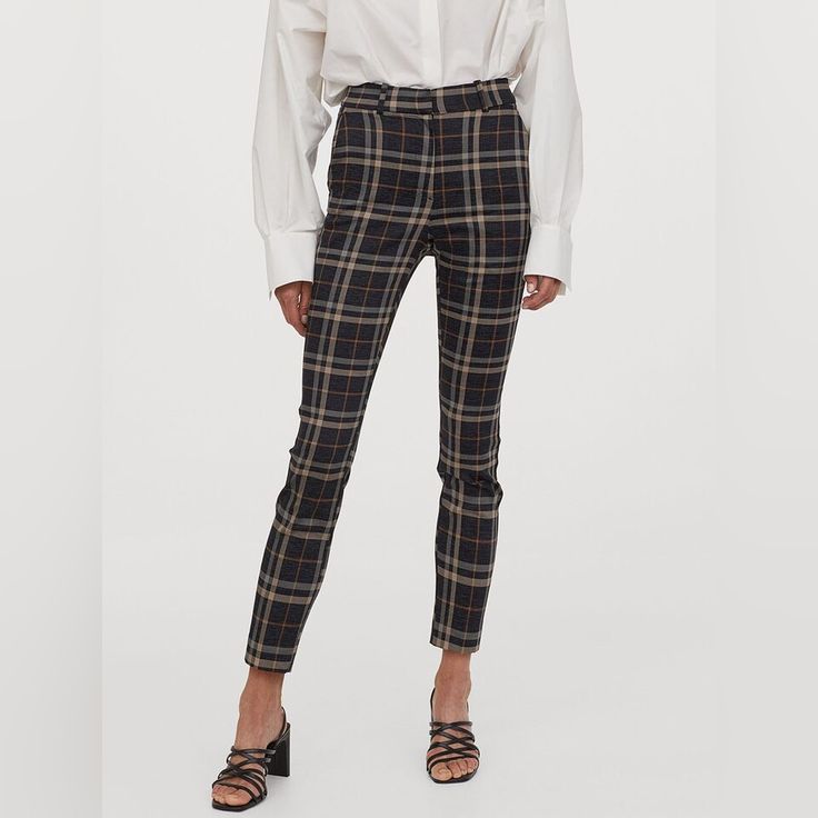 Nwt! H And M Cigarette Pants In Stylish Plaid. Nice Stretch To Fabric. Zip And Hook Fly. Slash Flint Pockets. Regular Waist With Concealed Elastic. Faux Back Pockets. Pull On Plaid Pants, Trendy Plaid Ankle-length Pants, Plaid Slant Pocket Pants, Wide-leg Plaid Bottoms With Pockets, Wide-leg Plaid Pants With Houndstooth Pattern, Plaid Pants, H&m, Pant Jumpsuit, Pants For Women