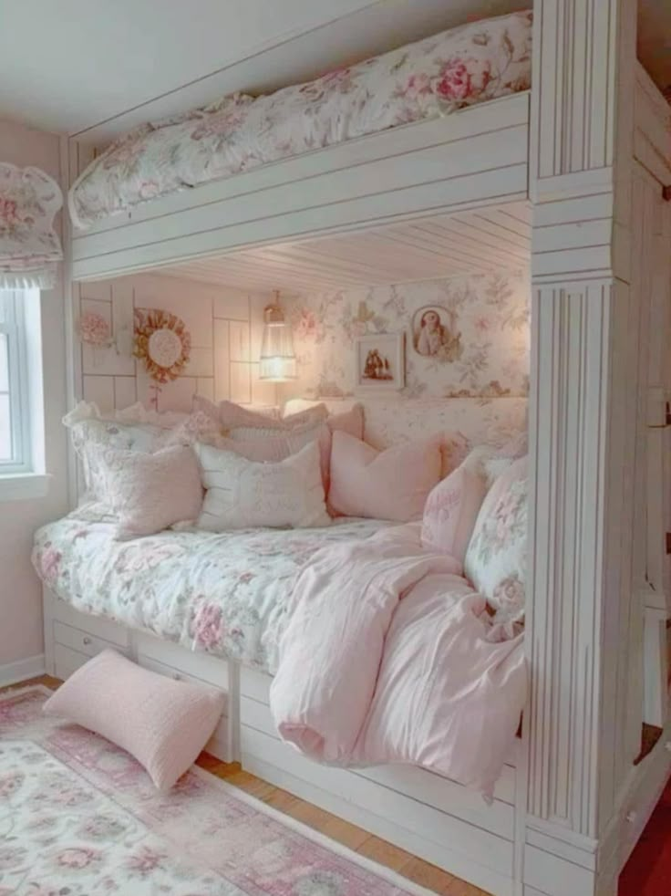 Dream Bedroom Inspiration, Cute Rooms, Coquette Room, Girly Room, Cute Room Ideas, Dream House Rooms, Design Del Prodotto, Room Stuff, Dream Room Inspiration