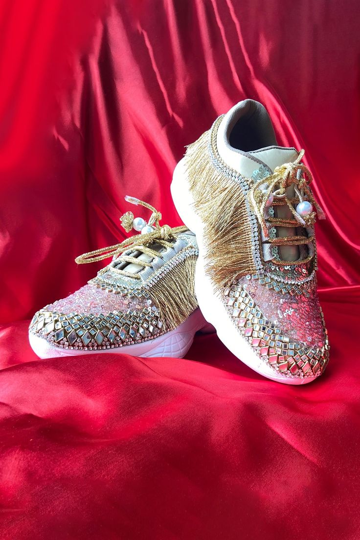 Bridal Shoes Wedges, Fancy Sneakers, Wedding Shoes Sneakers, Indian Wedding Shoes, Quirky Shoes, Bridal Sneakers, Indian Shoes, Shoe Makeover, Golden Crystal