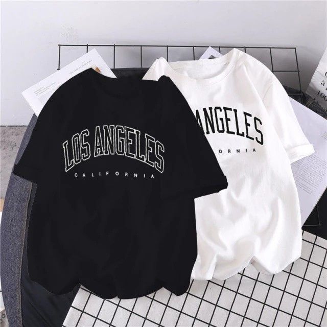 Oversized Tee Outfit, Los Angeles Shirt, Los Angeles Fashion, Y2k Aesthetic Outfits, Los Angeles Style, Tshirt Outfits, Aesthetic Outfits, Oversized Tshirt, Letter Print