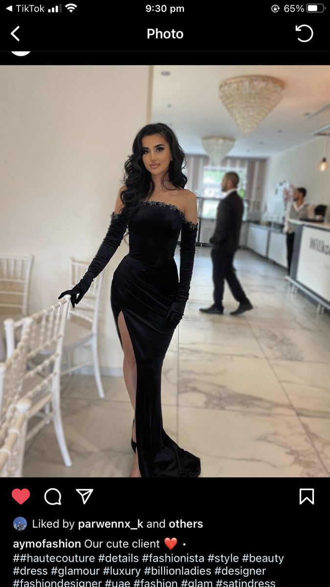 Classy Prom Dresses Gloves, Black Dress White Gloves Classy, Classy Dresses With Gloves, Corset Top Dress Gowns, Elegant Prom Dresses With Gloves, Gloves With Dress Classy, Black Prom Dress With Gloves Classy, Homecoming Dresses With Gloves, Black Formal Dress With Gloves