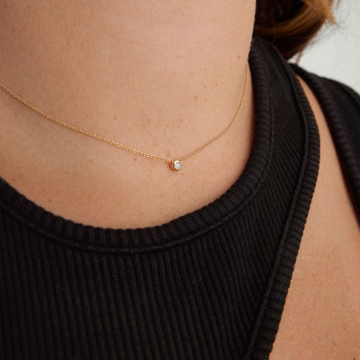 Mejuri Necklace, Summer Shopping List, Diamond Jewelry Necklace, Bezel Set Diamond, Virtual Fashion, Diamond Pendant Necklace, Small Jewelry, Jewelry Inspo, Gold Set