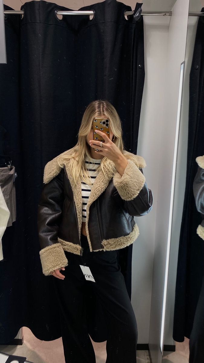 Zara Jacket 2022, Zara Autumn 2023, Zara Winter 2023, Montone Zara, Zara Coat Outfit, Fluffy Leather Jacket, Zara Leather Jacket Outfit, Zara Shearling Jacket, Zara Jacket Outfit