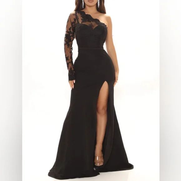 Dresses | One Sleeve Gown | Poshmark Black Dress 40th Birthday, Long Formal Dresses With Sleeves, Black Tie Attire For Black Women, Black Tie Party Outfit Women, Wedding Mom Dress, Black Engagement Dress, Red And Black Wedding Dress, Formal Black Dress Outfit, Formal Black Dress