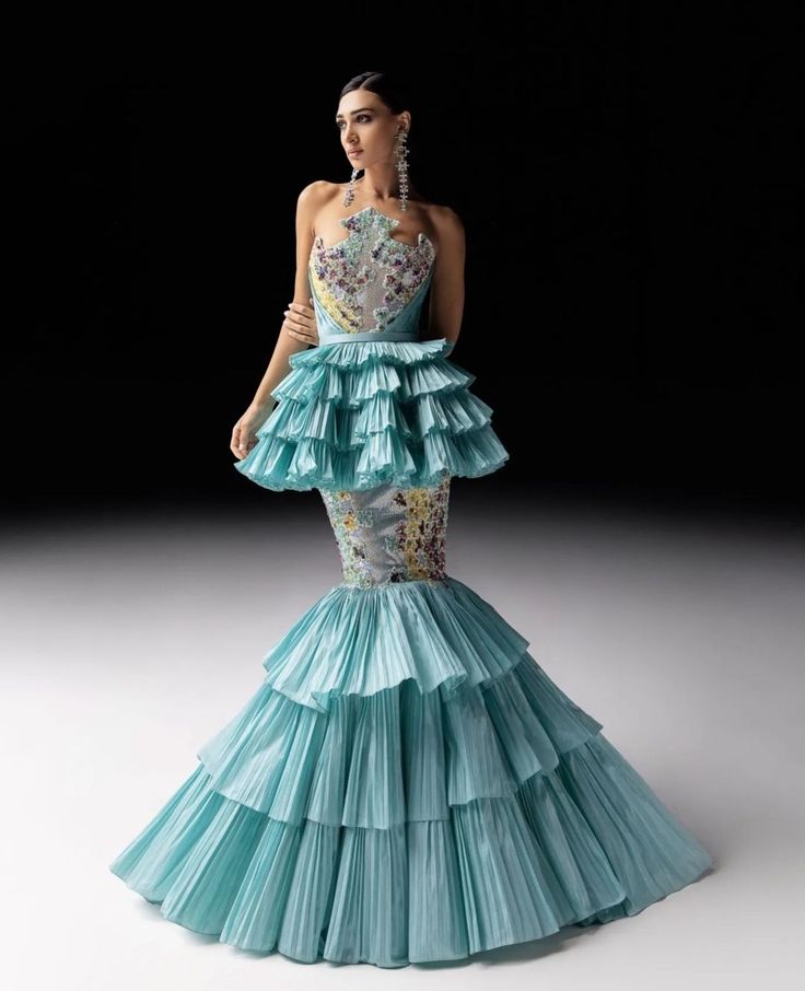 Mode Origami, Fashion Show Themes, Fish Dress, Book Dress, Blue Evening Gowns, Long Gown Design, Bollywood Dress, Draping Fashion, Dress Design Drawing