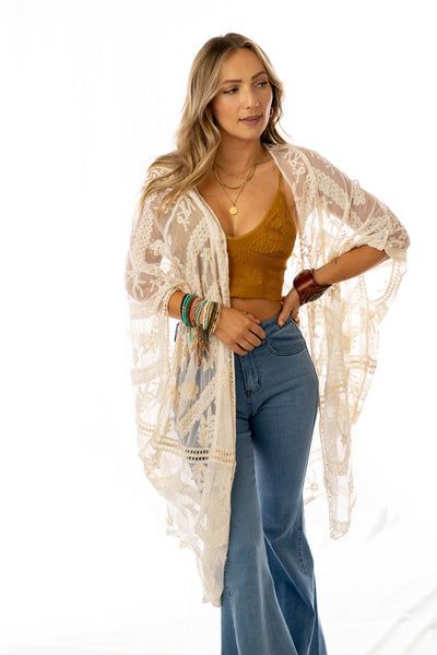 Lace Cardigan Outfit, Lace Kimono Outfit, Cardigan Outfit Summer, Boho Kimono Cardigan, Ceremonial Clothing, Kimono Outfit, Midsize Outfits, Three Bird Nest, Lace Sleeve Top