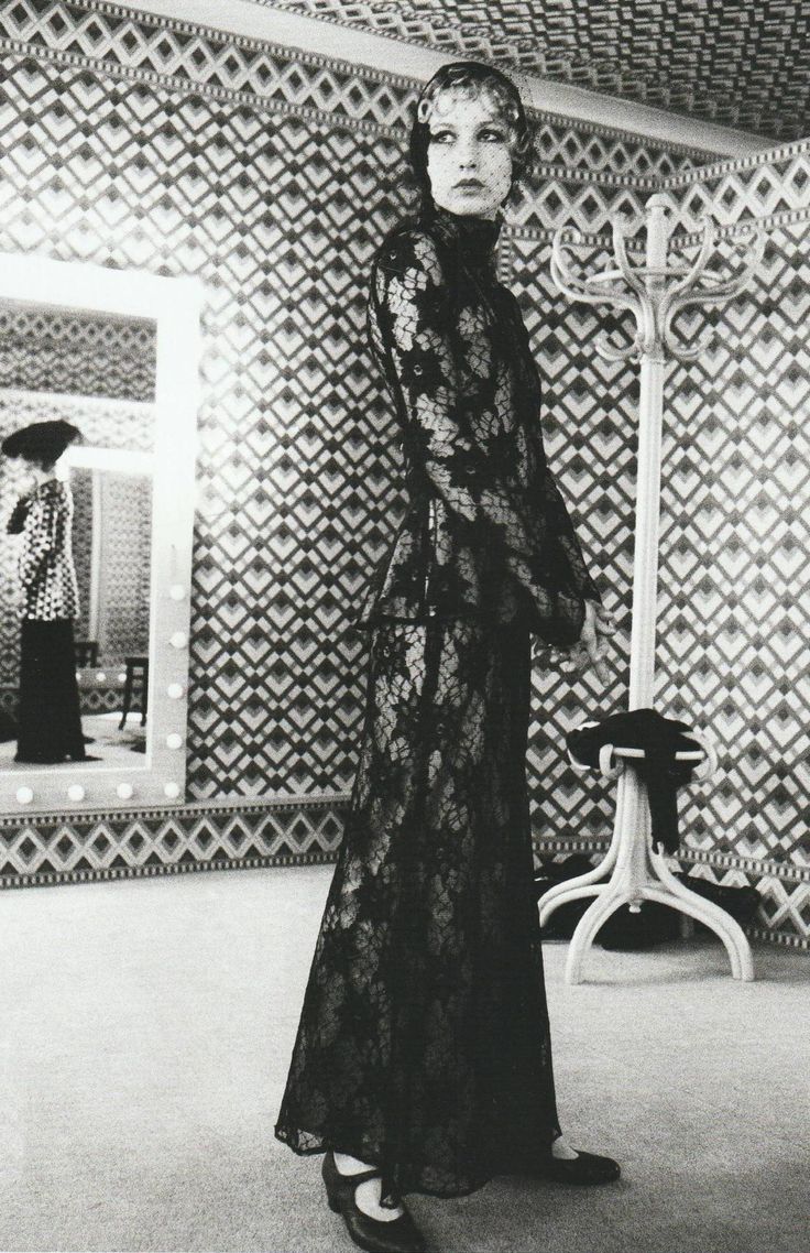 biba in museo de la moda - edited by kate moss (2019) – @milksockets on Tumblr Biba 60s, Biba Clothing, Biba Fashion, Introduction To Photography, Barbara Hulanicki, Brain Storm, Heritage House, Lace Outfit, Female Photographers