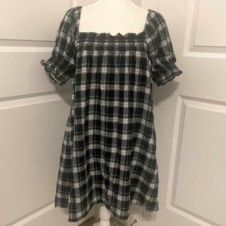 Gorgeous Plaid Dress From American Eagle. Nwot Plaid : Navy/Green/White Size Medium Can Be Worn Off Shoulder Or As Shown. Sits Slightly Above Knee. Material Is Flannel. Casual Blue Plaid Dress For Daywear, Casual Plaid Dress With Square Neck, Casual A-line Plaid Dress, Casual Knee-length Plaid Dress For Daywear, Plaid Cotton Knee-length Mini Dress, Plaid Cotton Mini Dress Knee-length, Casual Plaid Short Sleeve Dress For Daywear, Casual Cotton Plaid Mini Dress, Cotton Short Sleeve Lined Mini Dress