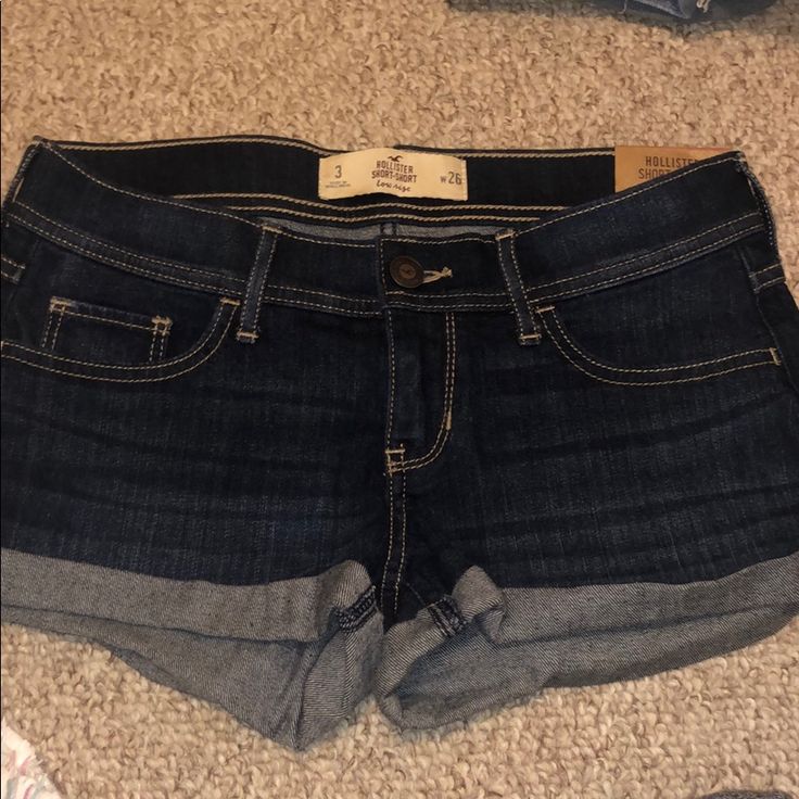 - Never Worn - Tags Still On - Short Short, Low Rise - W: 26” - In Perfect Condition Hollister Low Rise Shorts, Cute Low Rise Jeans, Short Shorts Outfit Women, Short Shorts Outfit, Low Waisted Shorts, Low Waist Shorts, Country Jeans, Cool Shorts, Low Rise Jean Shorts