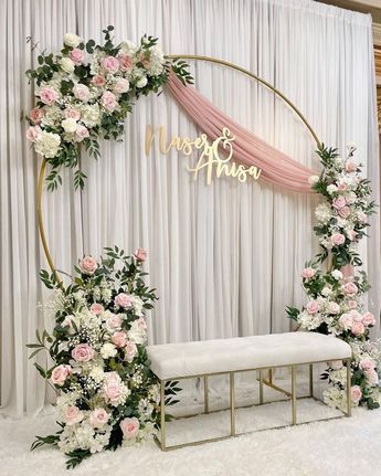 Indoor Engagement Decor, Ring Decoration Ideas, Simple Engagement Decorations At Home, Ring Ceremony Stage Decoration, Stage Decoration Photos, Outdoor Wedding Reception Decorations, Baat Pakki, Photobooth Wedding, Engagement Stage Decoration