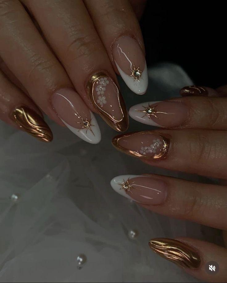 Biab Nails Almond, Gold Prom Nails Acrylic, Cute Gel Nails, Her Nails, New Year's Nails, Acrylic Press On Nails, Chic Nails, Pretty Acrylic Nails, French Tip Nails