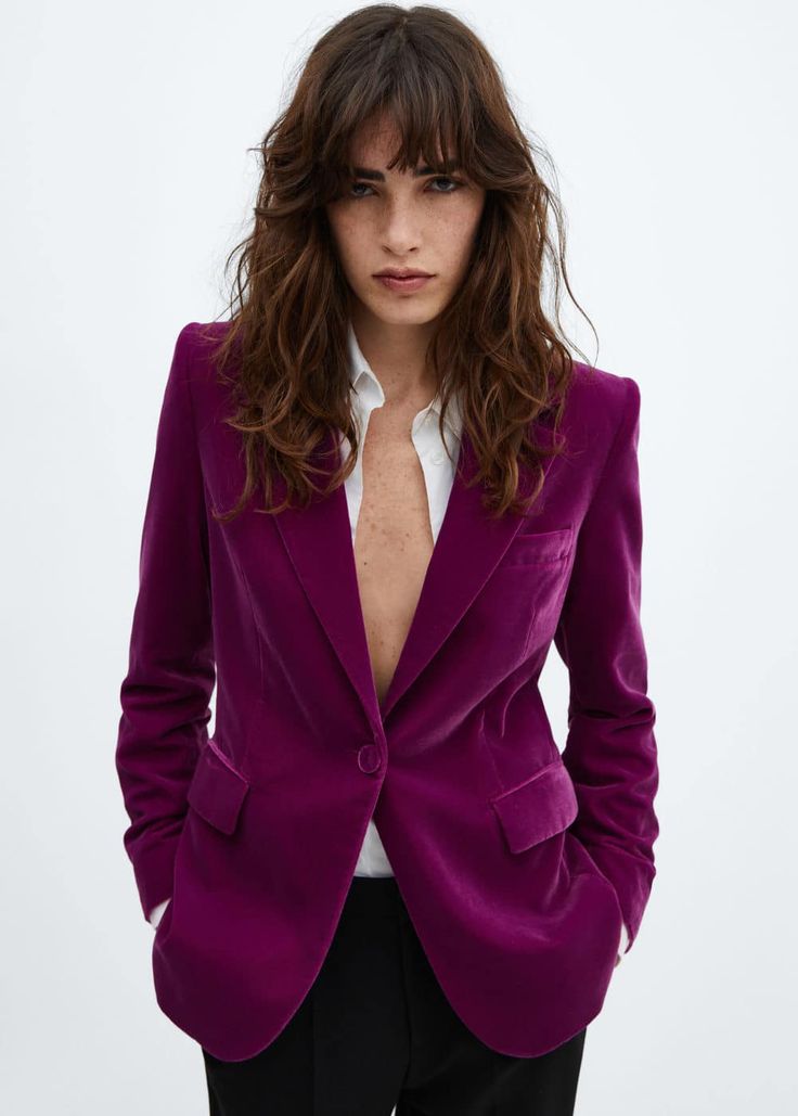 Velvet Blazer Outfit, Velvet Blazer Women, Mode Purple, Blazer Suit Women, Oversized Wool Coat, Velvet Suit, Linen Blend Pants, Linen Suit, Velvet Blazer