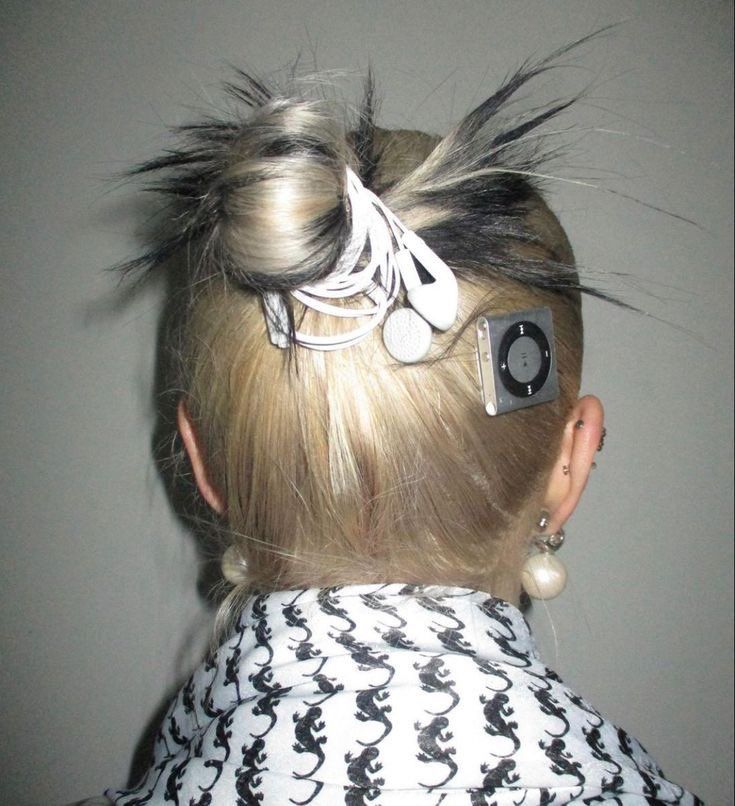 가을 패션, Issey Miyake, Pretty Hairstyles, Hair Inspo, Cute Hairstyles, Hair And Nails, The Back, Hair Inspiration, Cool Hairstyles