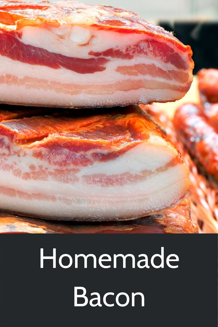 Homemade Bacon Homemade Bacon Recipes, Bacon Rub Recipe, Home Made Bacon, Smoked Bacon Recipes, Curing Bacon, Cured Meat Recipes, Bacon Seasoning, Homemade Bacon, Uncured Bacon