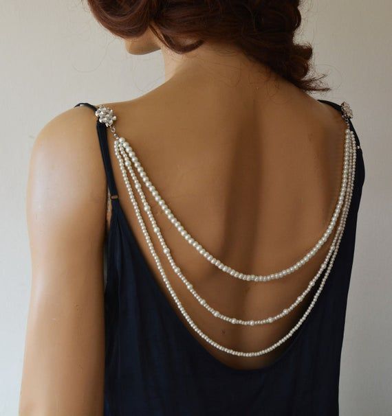 Bridal Back Necklace, Open Back Jewelry, Weddings Vibes, Back Necklaces, Bridal Crown Tiara, Pearl Bridal Headpiece, Wedding Dress Backs, Pearl Wedding Dress, Shoulder Necklace