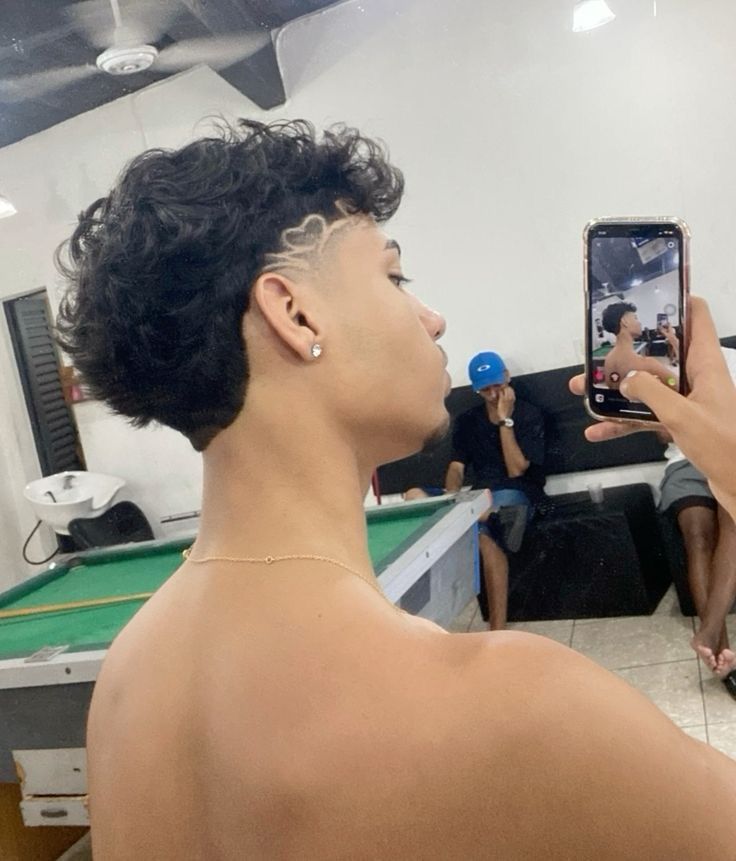 Side Taper Design, Taper Fade Mullet, Corte Mullet, Fade Haircut Designs, Taper Fade Short Hair, Fade Haircut Curly Hair, Taper Fade Curly Hair, Edgars Haircut, Mens Haircuts Short Hair