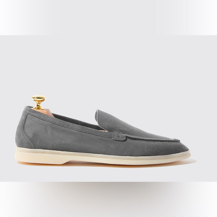 Scarosso Ludavicio Grey Suede Loafers *Bnib* Size 40 (7) Come With Original Box And Dust Bag. Spring Suede Loafers With Contrast Sole, Suede Low-top Formal Loafers, Slip-ons With Branded Insole For Galas, Suede Low-top Loafers For Formal Occasions, Modern Slip-on Loafers For Galas, Formal Suede Low-top Loafers, Formal Low-top Suede Slip-ons, Modern Slip-on Moccasins With Contrast Sole, Low-top Loafers With Rubber Sole For Business Casual