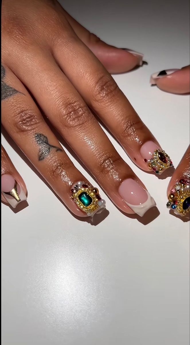 Short Gold Nail Designs, Green New Years Nails, Jeweled Nails Designs, French Tip Junk Nails, Real Nails Painted, Gold Nail Designs Short, Short Gold Acrylic Nails, Short Rhinestone Nails, Charm Nail Designs