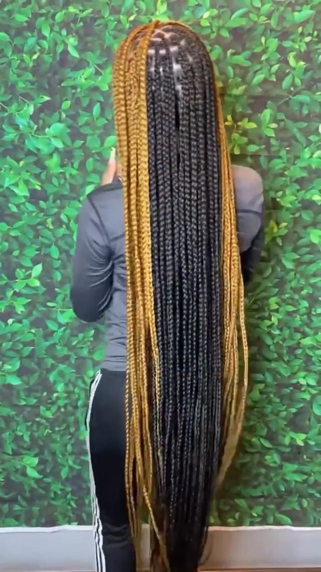 @lorslvt 2 Tone Knotless Braids, Two Toned Knotless Braids Color, Braids For Black Women With Color, Two Tone Box Braids, Knotless With Color, Medium Knotless Braids With Color, 2 Color Box Braids, Knotless Box Braids With Color, Braided Hairstyles African