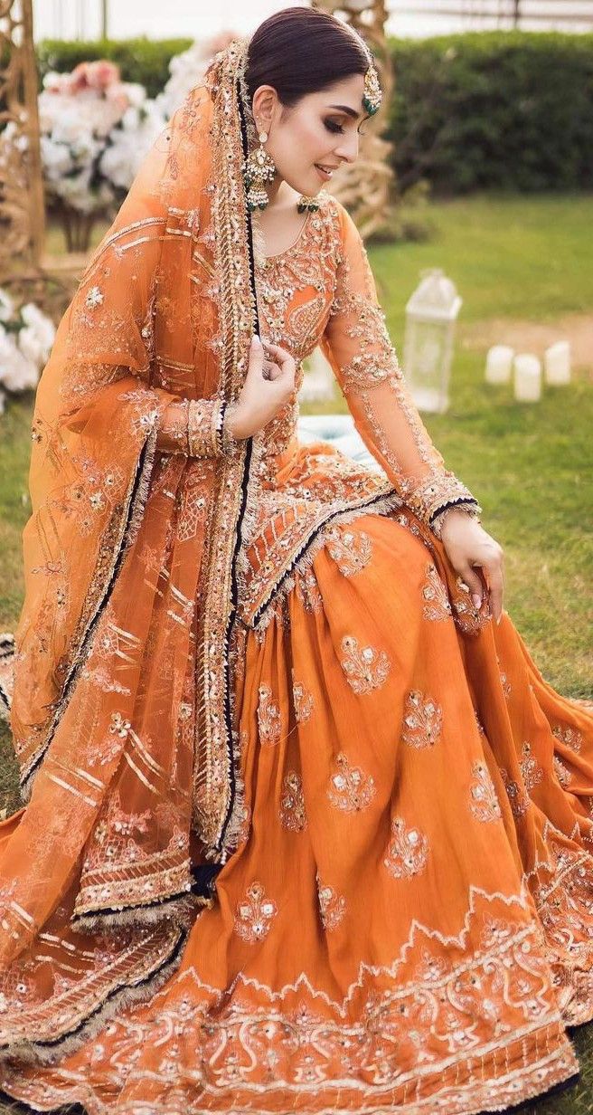 Orange Gharara, Mayon Dresses, Pakistani Mehndi Dress, Bridal Sharara, Bridal Mehndi Dresses, Mehndi Outfit, Sharara Designs, Mehndi Dresses, Mehndi Dress