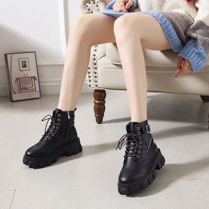 ❤Back strap chain zip lace-up boots❤




unit (cm)
 heel height 5 Girly Bags, Pearl Bag, Heart Bag, Quilted Bag, Cute Bags, Back Strap, Lace Up Boots, Leather Backpack, Backpack Bags