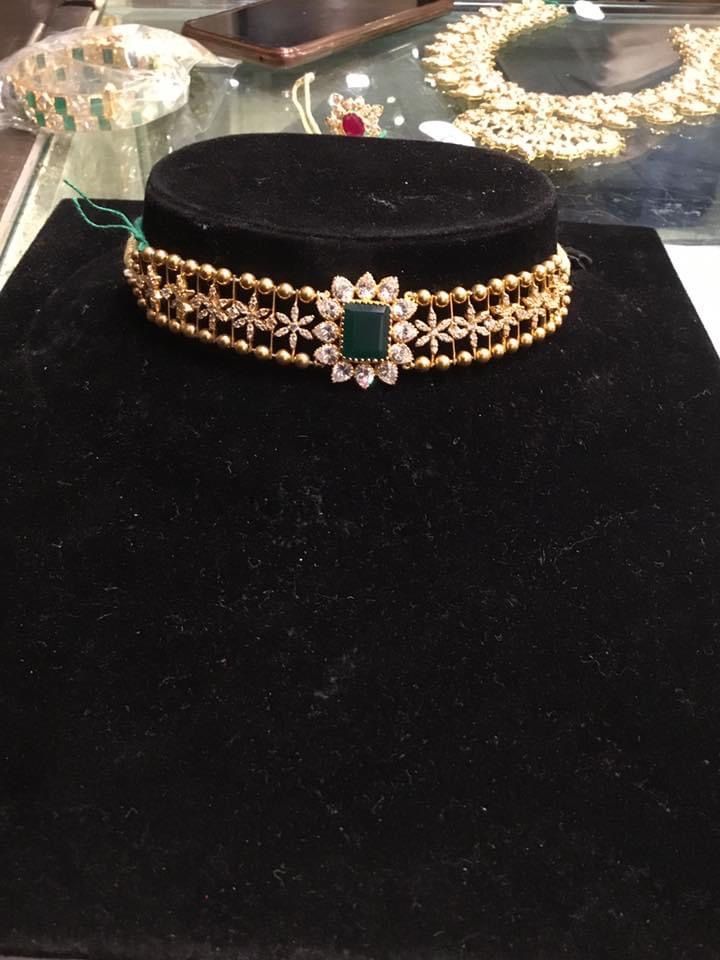 Small Pearl Choker Necklace Indian, Small Diamond Choker Indian, Small Chokers In Gold, Small Choker Necklace Indian Gold, Long Necklaces Gold, Diamond Chocker, Necklace Design Ideas, Premraj Shantilal Jain Jewellers, Diamond Chokers