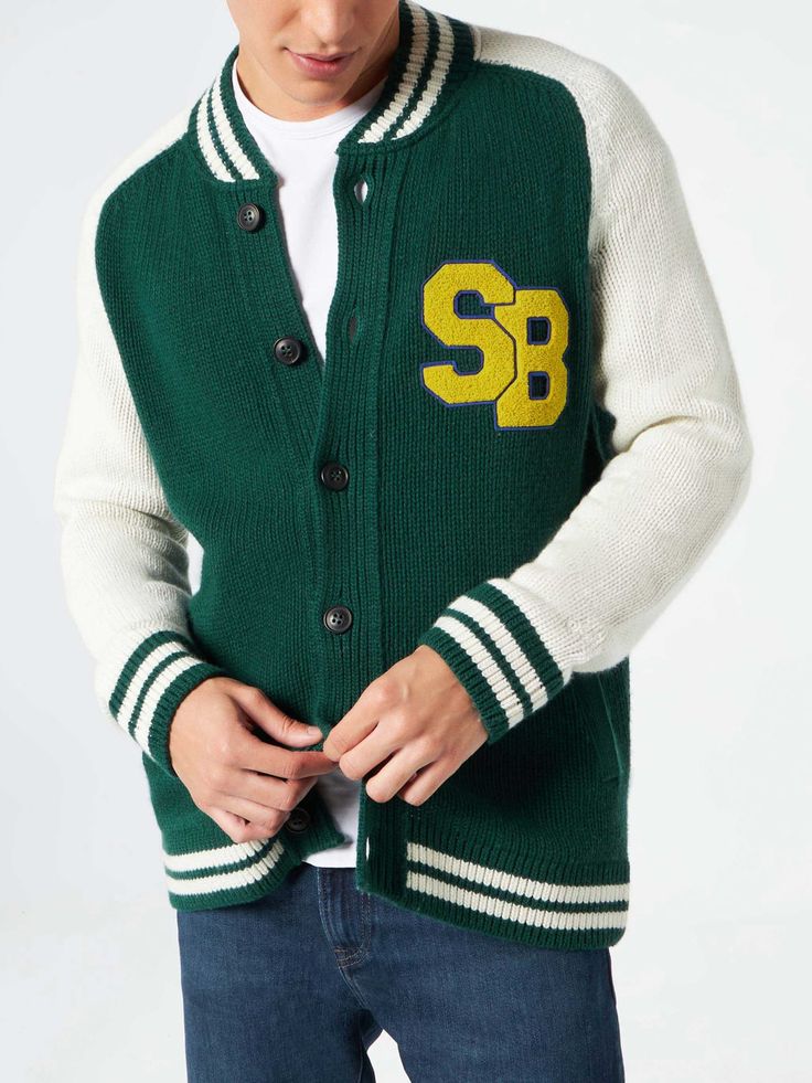 College style knit bomberGreen with beige sleevesBotton closureSB terry patchRibbed hemsRegular fit Sporty Fall Sweater With Striped Cuffs, Green Varsity Sweater For Winter, College Varsity Jacket With Ribbed Cuffs, Casual Wool Varsity Jacket With Long Sleeves, Casual Long Sleeve Wool Varsity Jacket, Casual Varsity Jacket With Contrast Cuffs And Baseball Collar, Casual Varsity Jacket With Baseball Collar And Contrast Cuffs, Varsity Sweater With Ribbed Collar For Fall, Casual Wool Varsity Jacket With Ribbed Cuffs