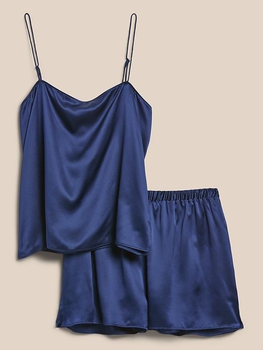 Silk Sleepwear For Summer Pajama Party, Silk Sleepwear Sets For Summer, Silk Camisole Sleepwear For Loungewear, Silk Sleepwear For Summer Lounging, Summer Silk Sleepwear For Night, Silk Sleepwear Aesthetic, Sleepwear Aesthetic, Silk Pj Set, Navy Blue Pajamas