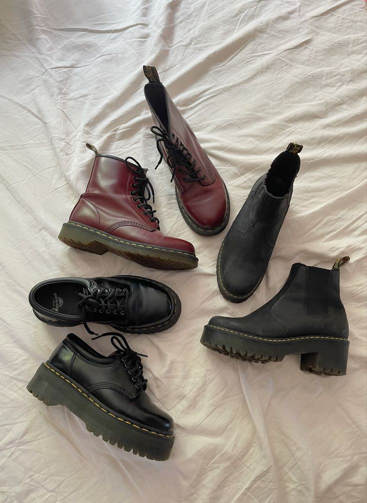 Types Of Doc Martens, Doc Martens Collection, Dr Martens Collection, Red Dr Martens Outfit, Doc Martens Quad, Red Doc Martens Outfit, Doc Shoes, Platforms Outfit, Chelsea Platform Boots