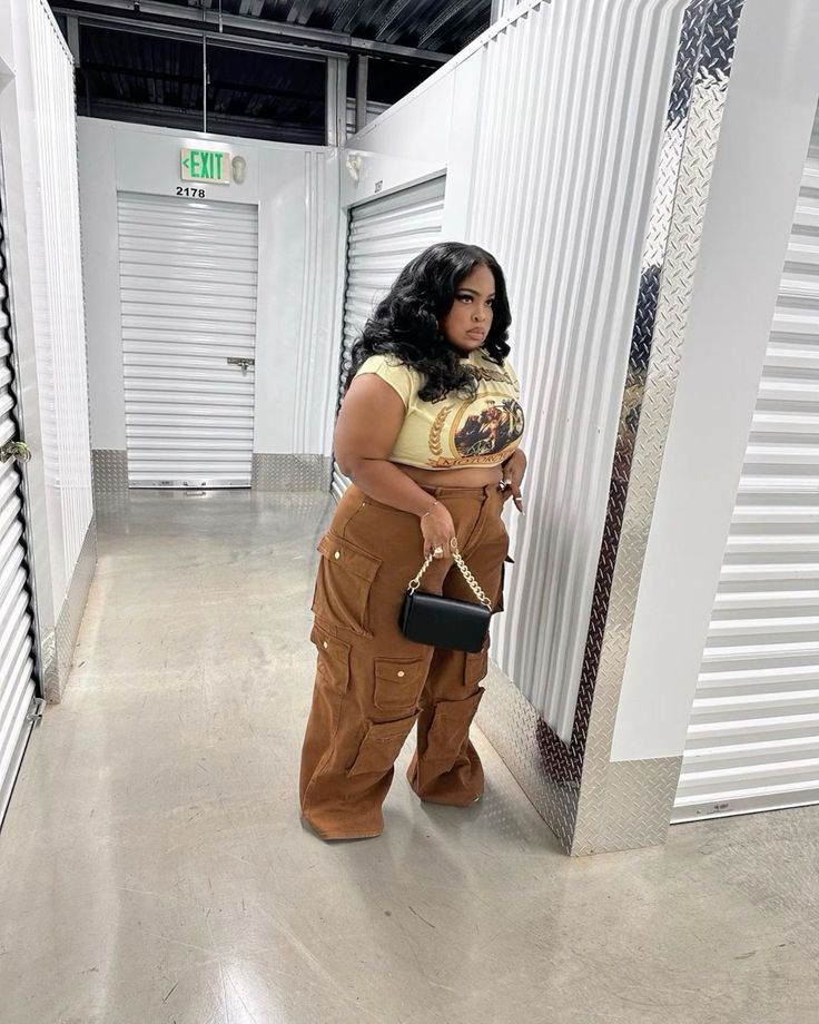 Streetwear Fashion Plus Size, Big Belly Outfits Plus Size, Plus Size Aesthetic, Plus Size Going Out Outfits, Plus Size Summer Outfits Big Stomach, Aesthetic Outfits Plus Size, Plus Size Aesthetic Outfits, Plus Size Date Night, Curvy Casual Outfits