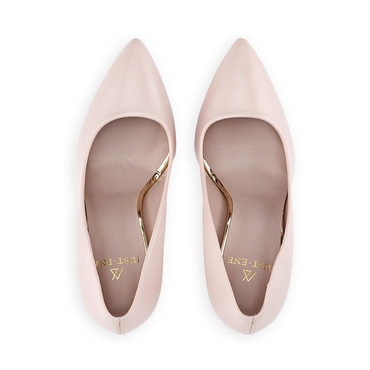 Description
Sizing / Details
Shipping / Return



PALE PINK NAPPA COURT SHOE WITH GOLD-PLATED HEEL


Made in pale pink nappa leather, ROSALIA is the perfect wardrobe staple, standing out for its elegance and comfort. It is an essential basic that cannot be missing in any wardrobe, it is very easy to combine and you cannot go wrong with it

Its gold-plated heel gives the design personality, as well as greater durability and resistance to scratches and blows , becoming a must-have. The pattern of our court shoe has no visible seams either on the side or on the edge, which gives an extra quality finish.

Its neckline allows the toes to be seen slightly, visually lengthening the leg.


SIZING: This design runs true to size, choose the size you usually wear. 

If you wish, we can advise you on Elegant Pink Leather Heels, Classic Pink Leather Heels, Classic Pink Heels With 4-inch Heel, Elegant Pink Court Shoes With Sculpted Heel, Pink Heels With Sculpted Heel For Office, Pink Formal Heels With Sculpted Heel, Pink Sculpted Heel Formal Heels, Elegant Pink Leather Court Shoes, Pink Sculpted Heel Office Heels