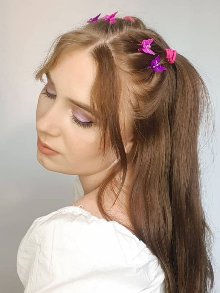 Cute Hairstyles With Butterfly Clips, Hairstyles With Butterfly Clips, Clip Hairstyles, Butterfly Clips, Eras Tour, Cute Hairstyles, Brown Hair, Hair Inspo, Hair Ideas