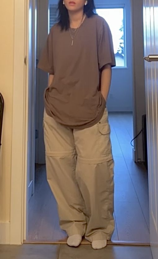 (pants - thrifted! brand - pointzero)
(shirt - walmart! brand - george) Streetwear Aesthetic Women, Baggy Summer Outfits, Tomboy Outfits Summer, Clothing Aesthetics, Baggy Outfit Ideas, Baggy Clothes, Tomboy Outfits, Tomboy Style Outfits, Easy Trendy Outfits