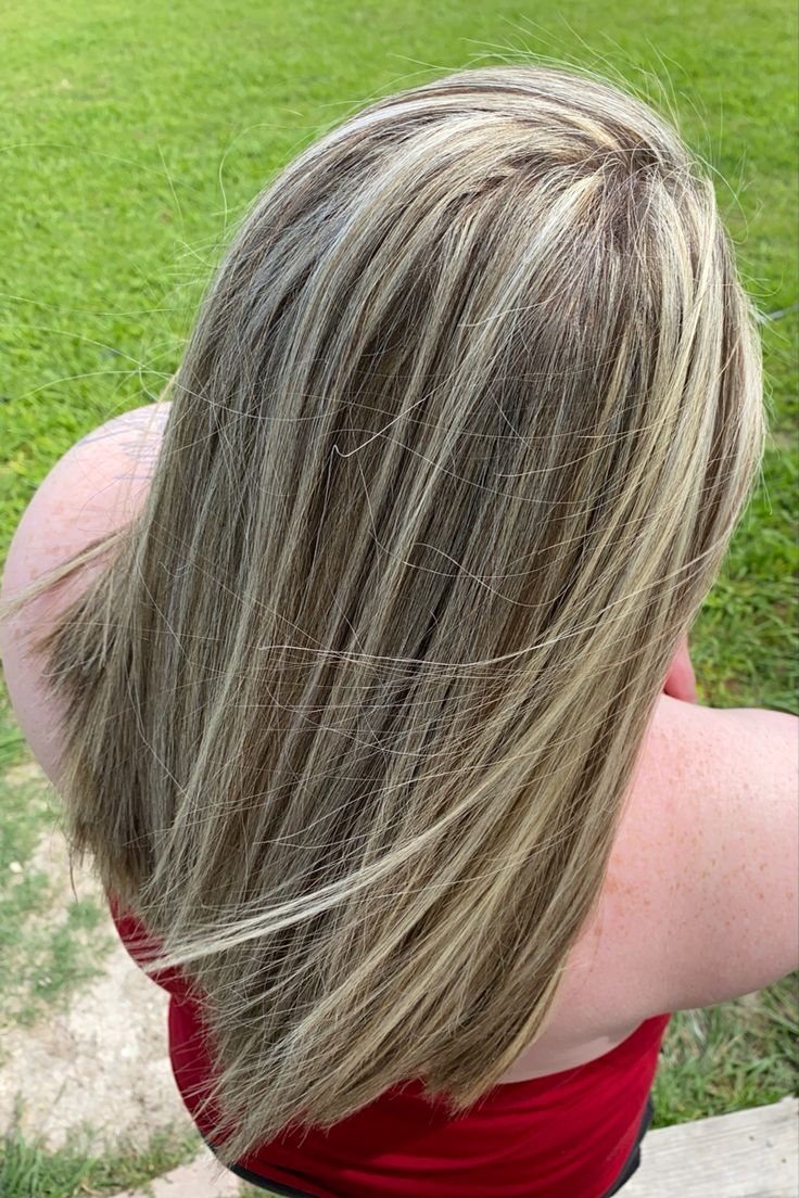 Light Brown With Platinum Highlights, Basic Blonde Highlights On Brown Hair, Heavy Highlights Brown Hair, Heavy Highlights On Brown Hair, Brown Hair With Heavy Blonde Highlights, Platinum Blonde Highlights On Brown Hair, Heavy Blonde Highlights On Brown Hair, Heavy Highlights On Dark Hair, Heavy Blonde Highlights