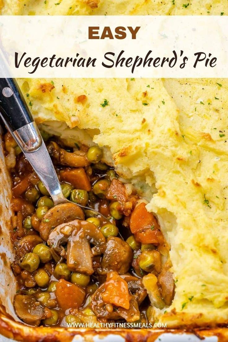 an easy vegetarian shepherd's pie in a casserole dish