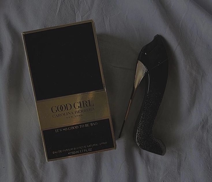 Good Girl Supreme Carolina Herrera, Carolina Herrera Perfume Aesthetic, Designer Perfume Aesthetic, Dark Perfume Aesthetic, Good Girl Carolina Herrera Aesthetic, Good Girl Perfume Aesthetic, Dark Rich Girl Aesthetic, Carolina Herrera Aesthetic, Carolina Herrera Perfume Good Girl